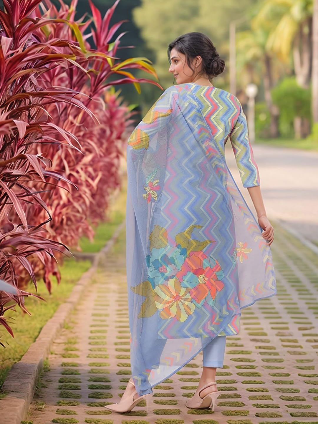 GoSriKi Women's Rayon Viscose Straight Printed Kurta with Pant & Dupatta